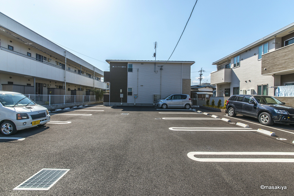 リリーハイツ富竹の駐車場|駐車場