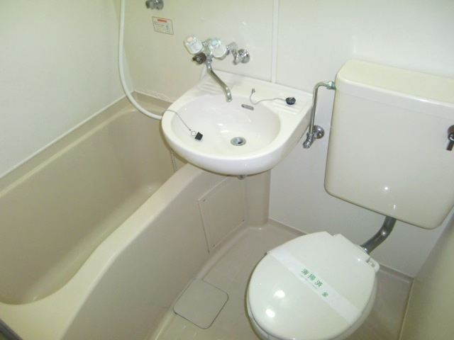 メゾン・ド・六甲パートⅠの浴室