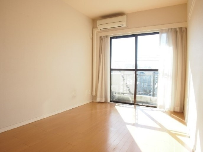 朝日阿佐谷プラザの居間・リビング