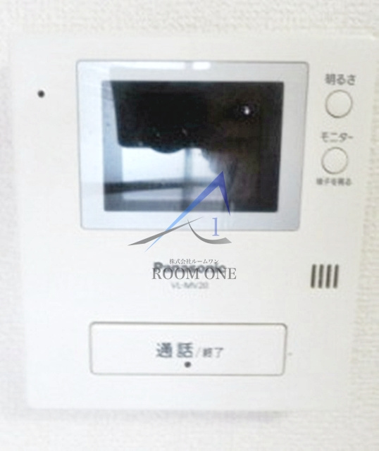 桜台サニーハイツのセキュリティ|モニター付きインターホンです。
