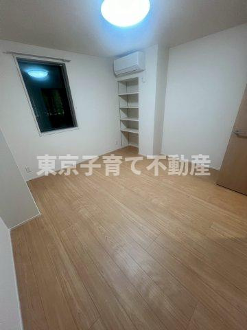 フラッツ平河町（TOKYO ZERO EMISSION HOUSE）の洋室