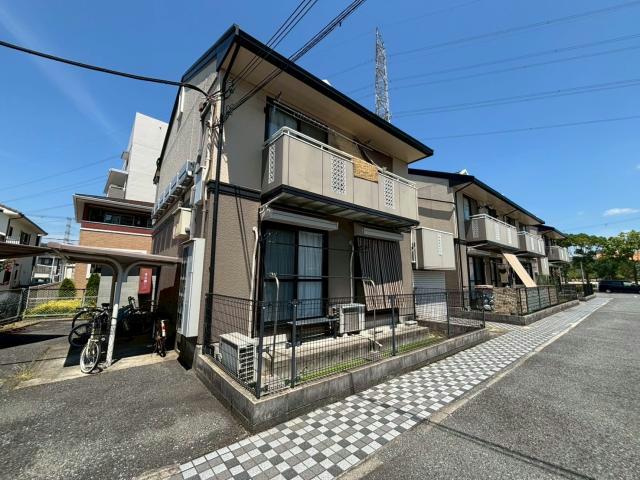 ファミール安室東　A棟の外観