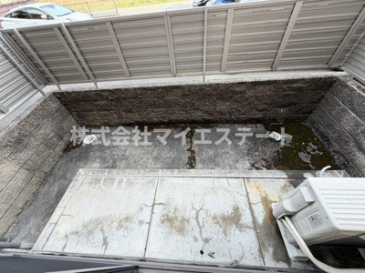 【庭】 | パルファンローズ