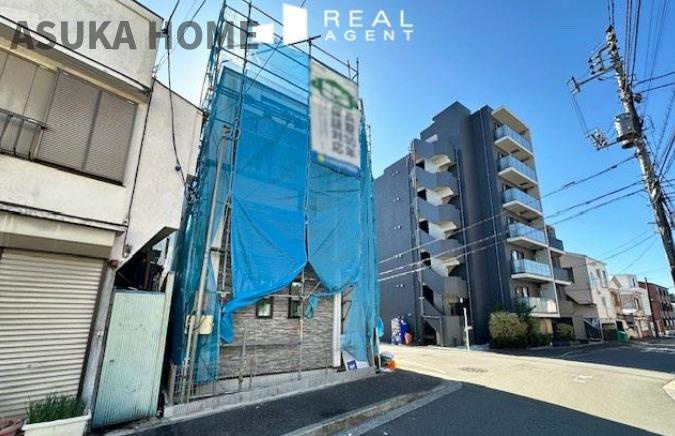 南区西中町３丁目の前面道路含む現地写真|歩道付きの前面道路の様子になります。