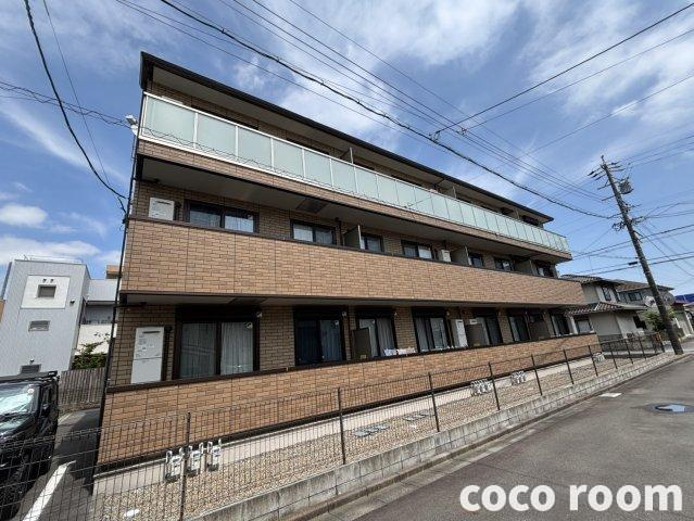 カーサＭの外観