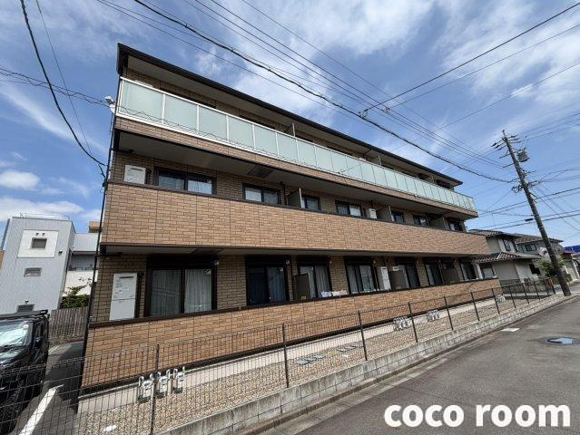 カーサＭの外観