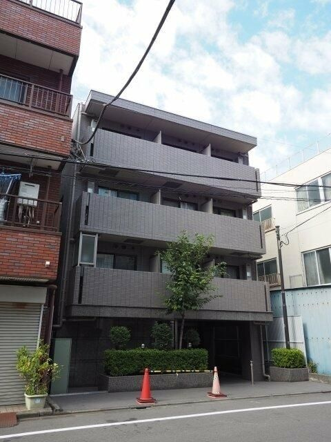 ルーブル森下の外観