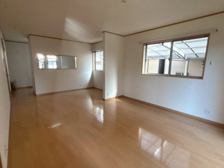 【居間・リビング】 | 右京区山ノ内御堂殿町