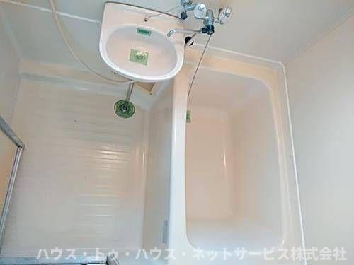 ジュネパレス松戸第２１の浴室