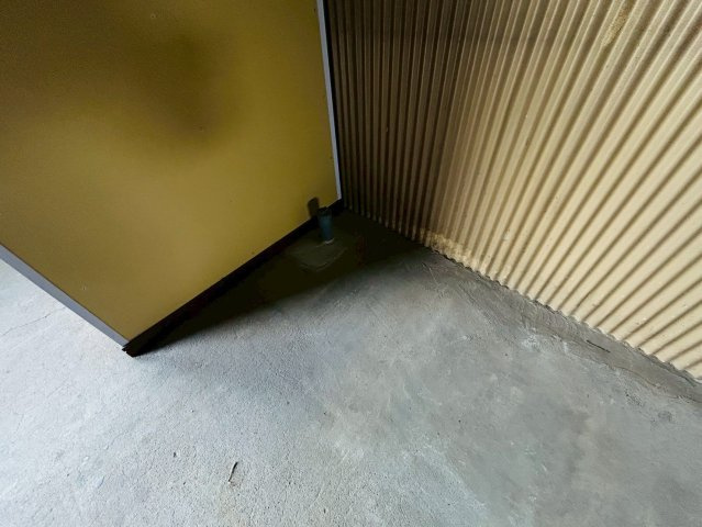 天白区池場貸倉庫の内装