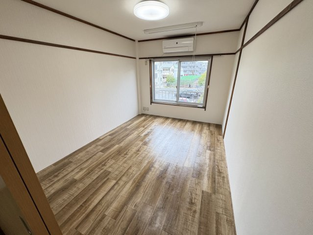 永井コーポラスの居間・リビング