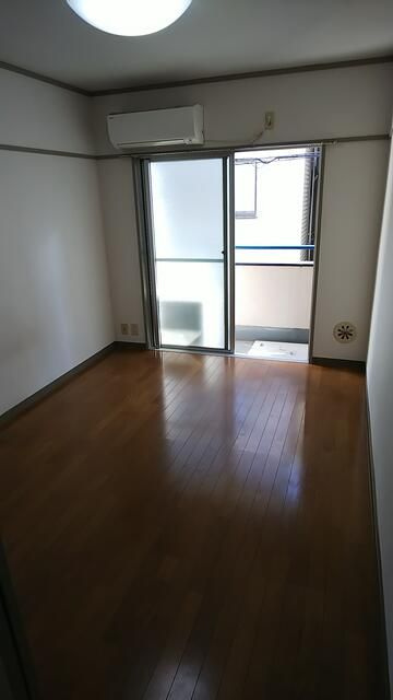 ベイ・アルファ上富士の居間・リビング