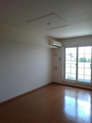 【居間・リビング】 | リバーサイド　１番館