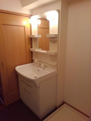 【洗面所】 | リバーサイド　１番館