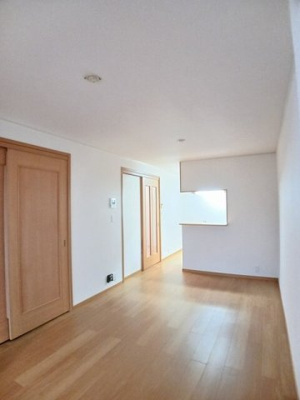 【居間・リビング】 | 布智ハイツＡ