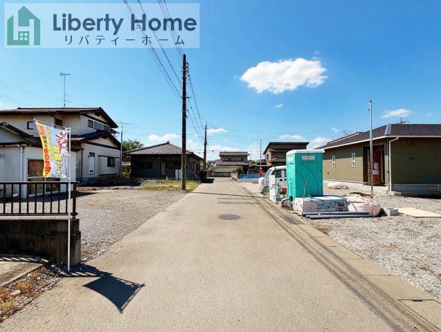 つくば市高見原第17　新築戸建　1号棟の前面道路含む現地写真