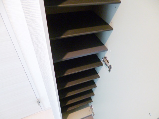 ル　シェル　クレールの収納|玄関横のシューズボックスです☆