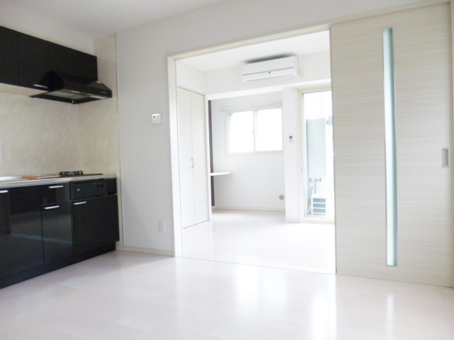 ル　シェル　クレールの居間・リビング|とても綺麗な洋室です☆