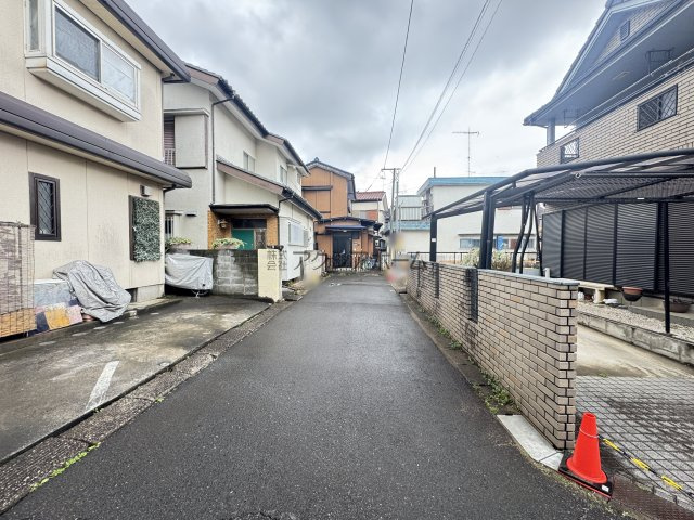 入間市東藤沢8丁目・全1棟　新築一戸建　～WIC3ヶ所～の前面道路含む現地写真|2026年3月26日撮影