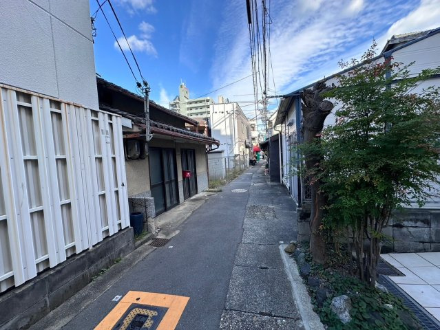 グーテンターク富田の周辺