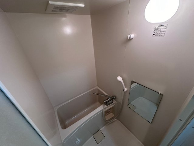 グーテンターク富田の浴室