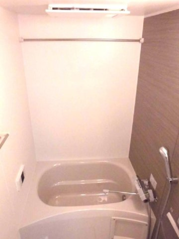 エクセリア西小岩の浴室