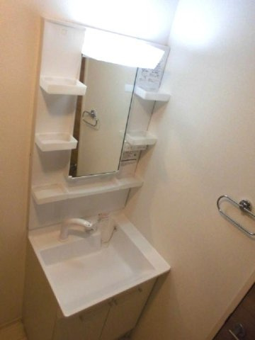 エクセリア西小岩の洗面所