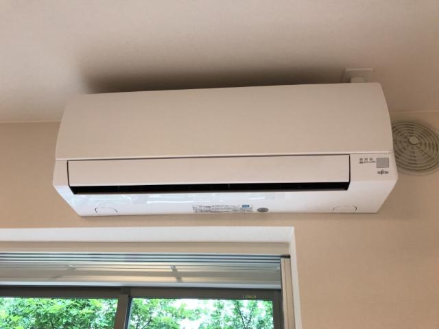 シャルムⅢの設備|エアコン