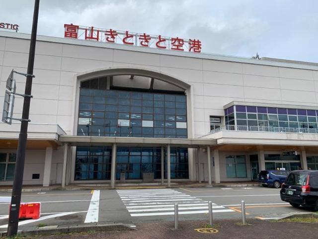 Ｌｅｇｇｅｎｄａの周辺|富山空港まで1,318ｍ