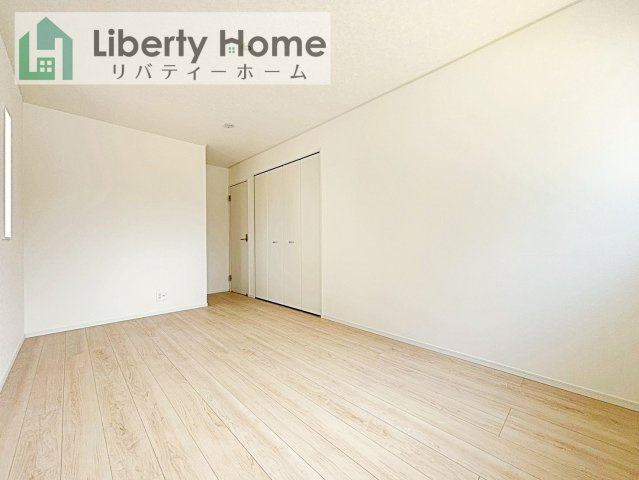つくば市高見原第17　新築戸建　2号棟の寝室