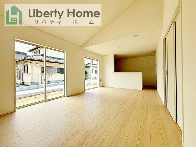 つくば市高見原第17　新築戸建　2号棟の居間・リビング
