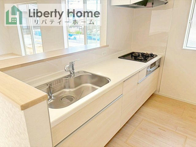 つくば市高見原第17　新築戸建　2号棟のキッチン