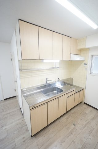 布施ビルⅠのキッチン|水曜日、営業時間外もご相談ください！