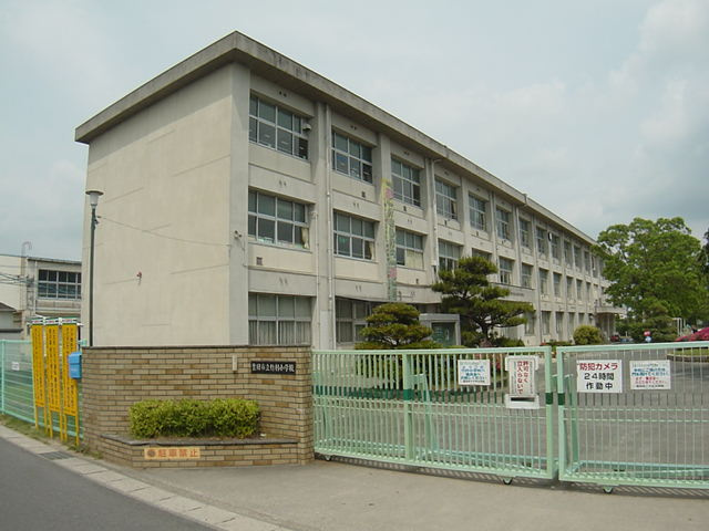 グリーンハイム住吉の周辺|豊田市立竹村小学校まで300ｍ