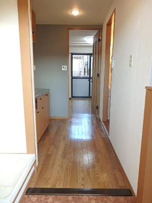 【玄関】 | センチュリー７０７ | 廊下