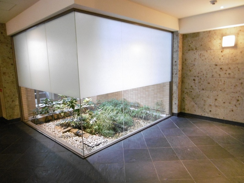 メゾンカルム西新宿のロビー