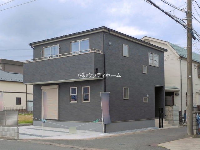 越谷市宮本町4丁目　新築一戸建ての外観