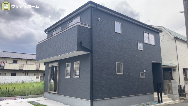 越谷市宮本町4丁目　新築一戸建ての外観