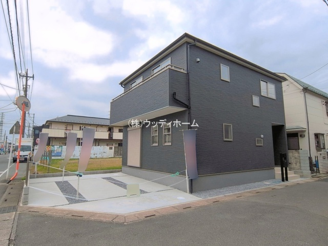越谷市宮本町4丁目　新築一戸建ての外観