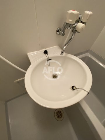 ドミール江戸堀の洗面所|ドミール江戸堀　バスルーム