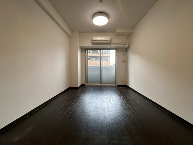 City Lux Nambaの洋室