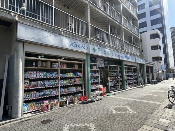 RAFFLE CHIHAYAの周辺