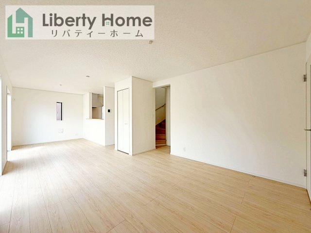 つくば市高見原第17　新築戸建　3号棟の居間・リビング