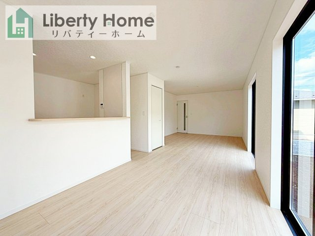 つくば市高見原第17　新築戸建　3号棟の居間・リビング