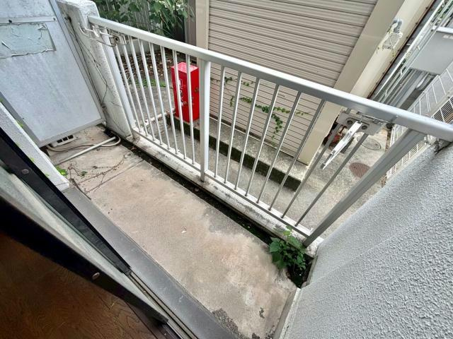 エレーヴ新在家のバルコニー