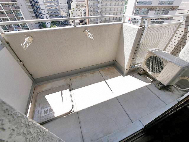 シャルマン新大阪のバルコニー