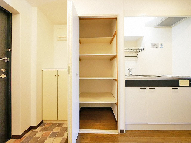 シャルマン新大阪の収納