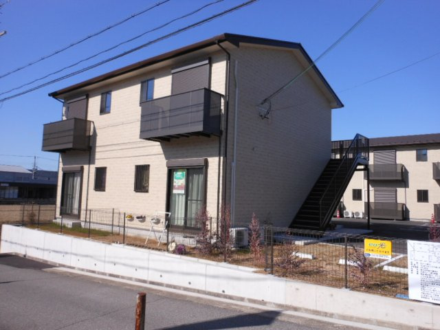 セレーノ篠山　Ａ棟の外観
