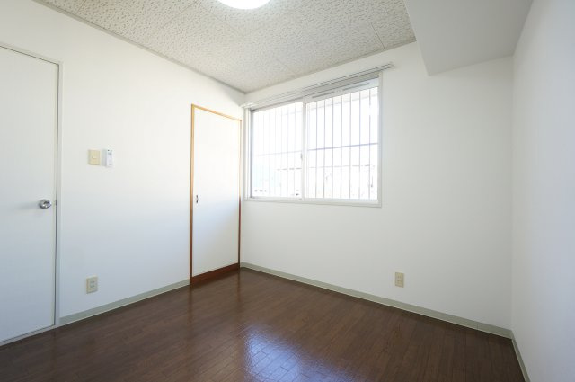 メゾン・コスモの洋室|諸条件、交渉などお任せ下さい！