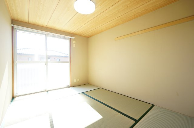 メゾン・コスモの和室|物件、駅でお待ち合わせでのご案内歓迎！